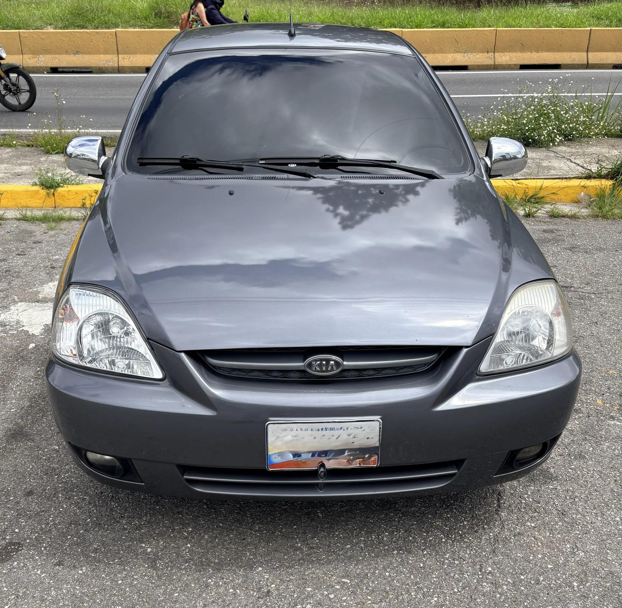 Sedán Kia Rio 2012 Stylus en San Antonio de Los Altos — foto 2