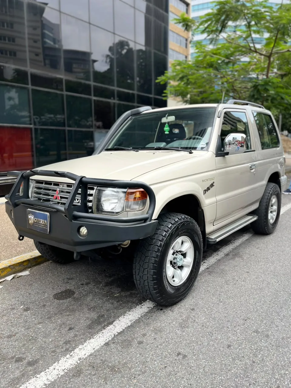 Camioneta Mitsubishi Montero 2008 en Caracas — foto 3