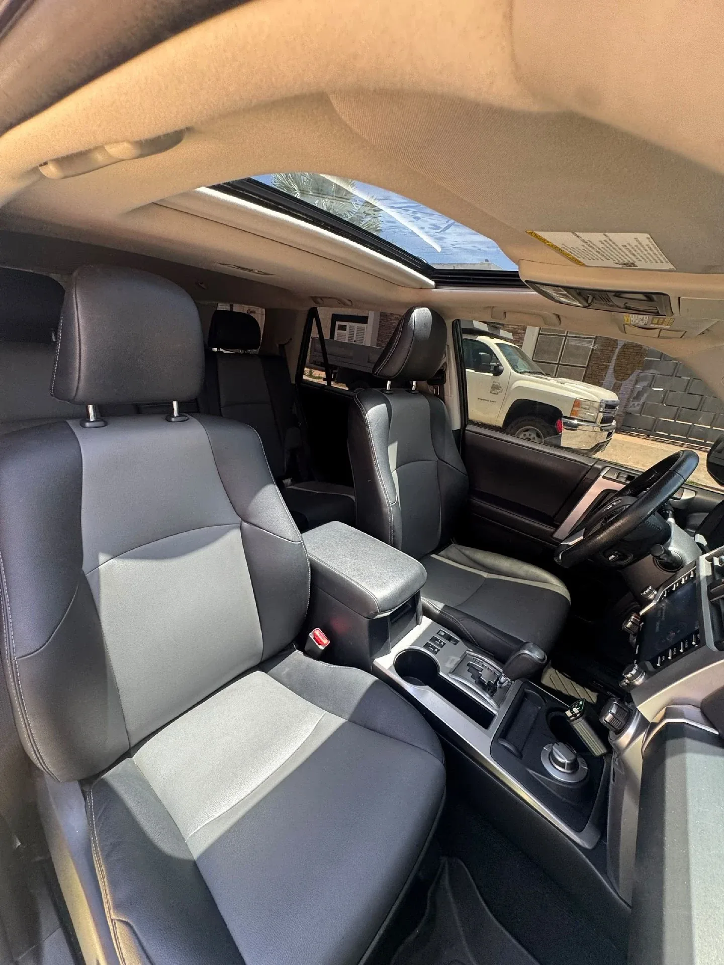 Camioneta Toyota 4Runner SR5 2023 Premiun en Porlamar — foto 9