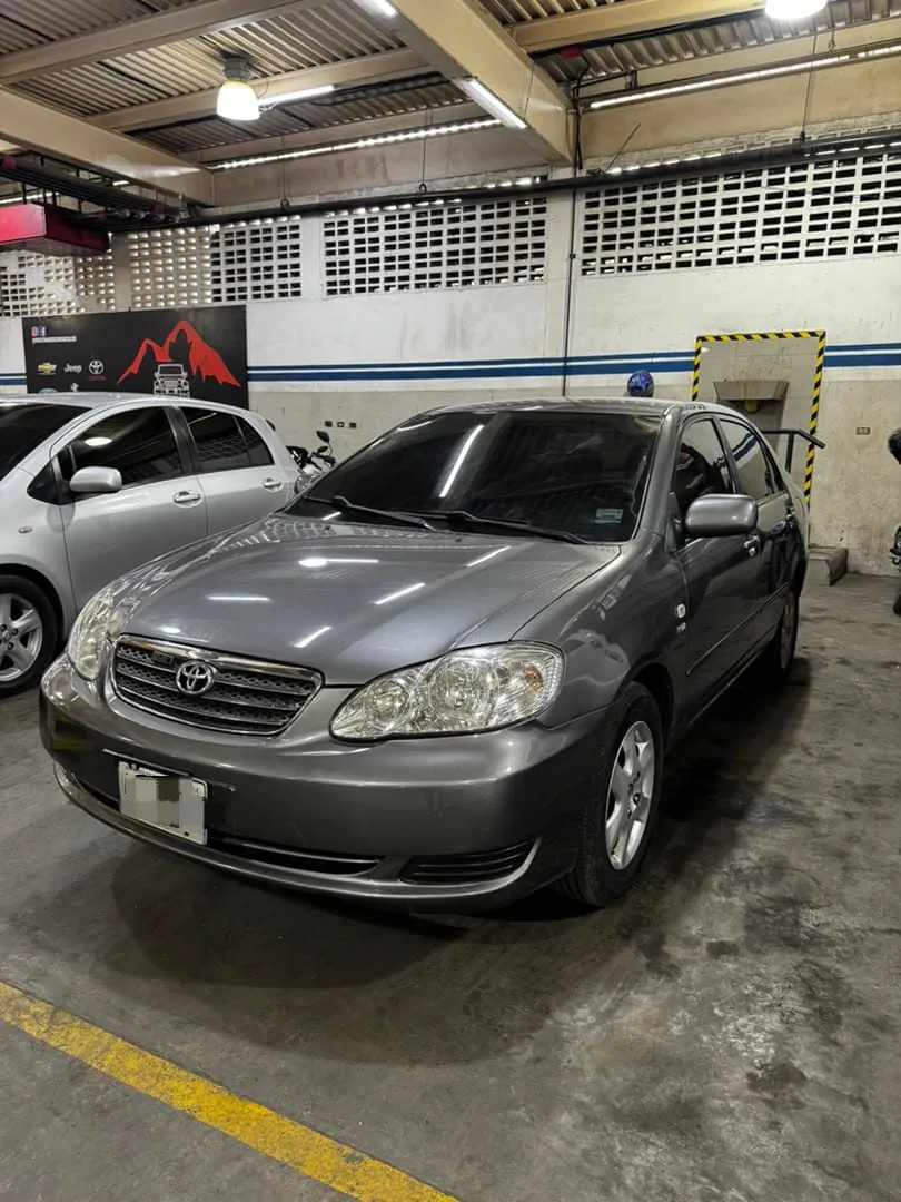 Sedán Toyota Corolla 2008 GLI en Caracas