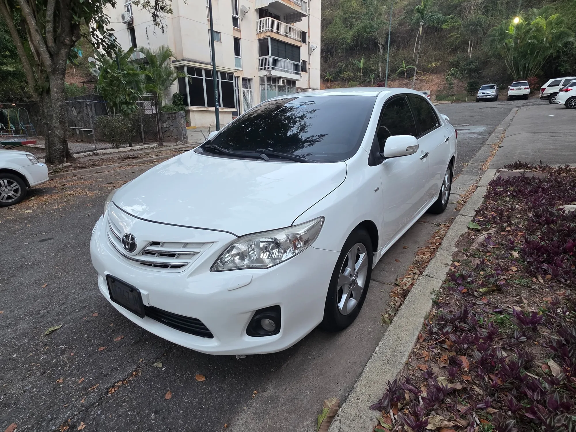 Camioneta Toyota Corolla GLI 2012 A en Libertador