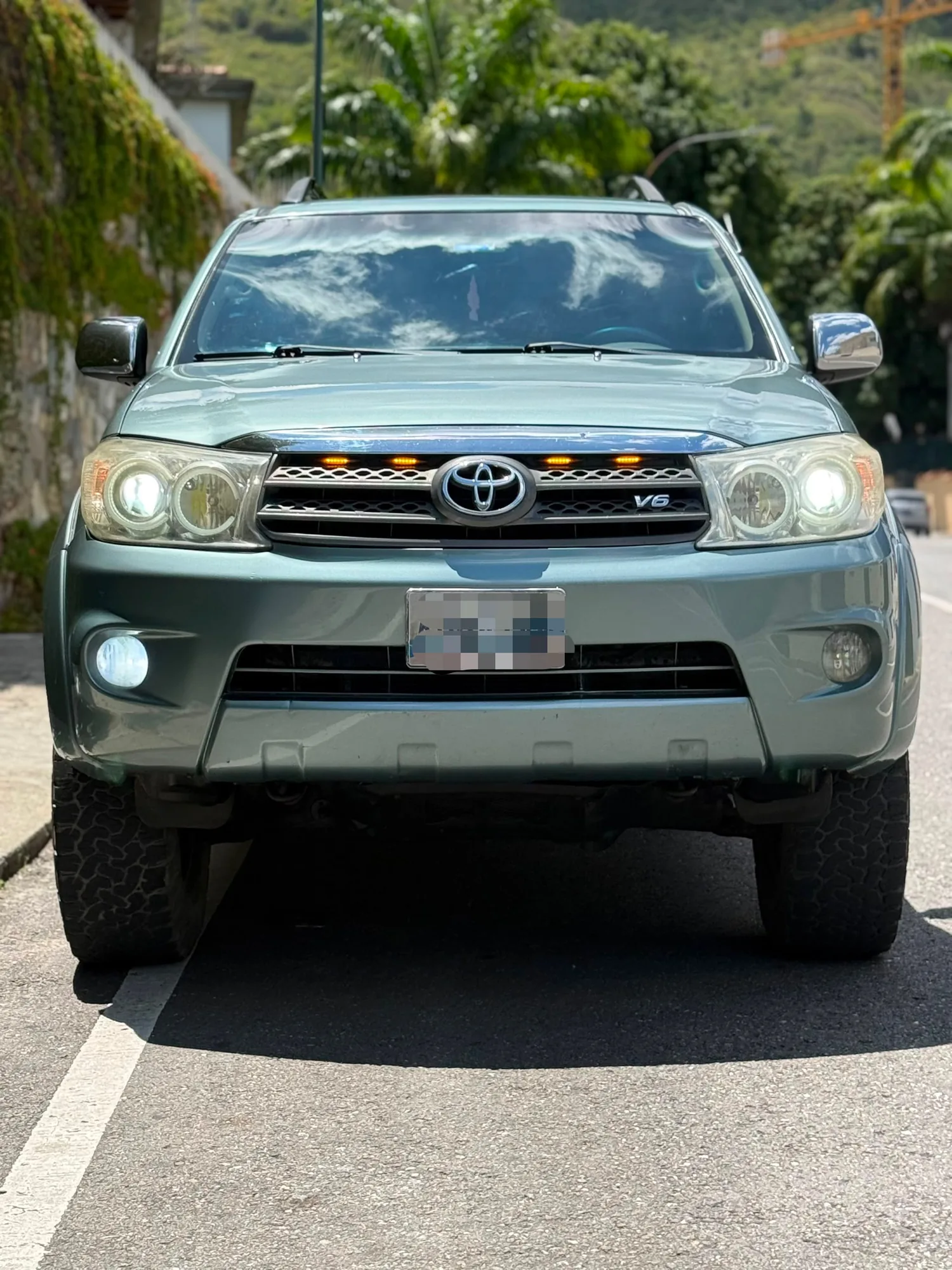 Camioneta Toyota Fortuner 2010 A en Libertador — foto 3