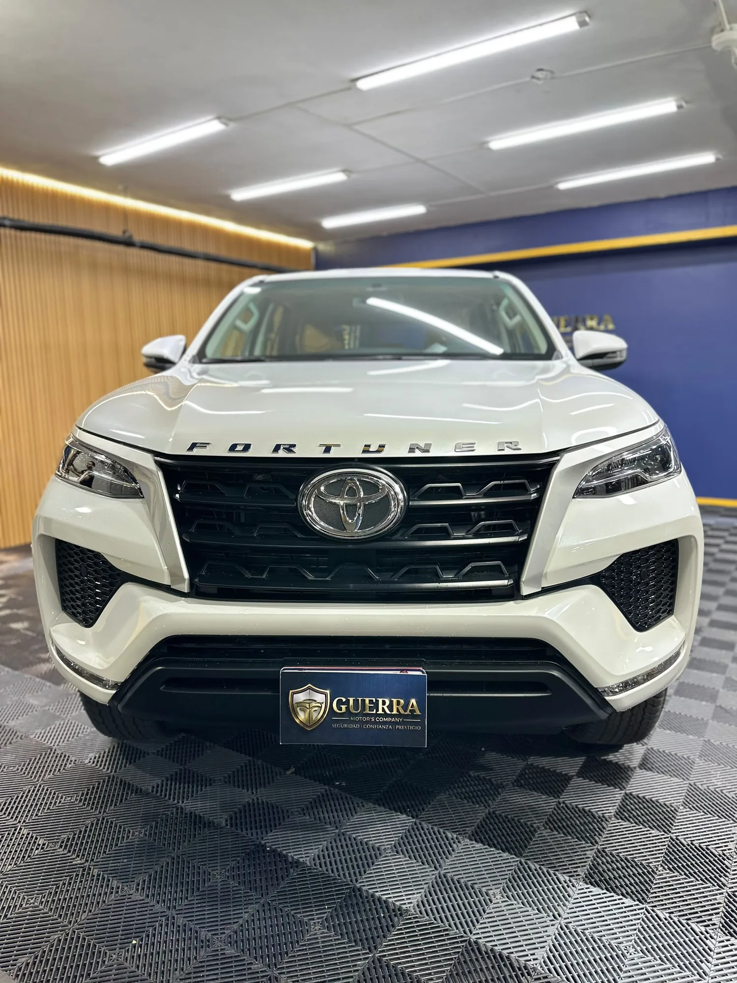 Camioneta Toyota Fortuner 2025 en Caracas — foto 4