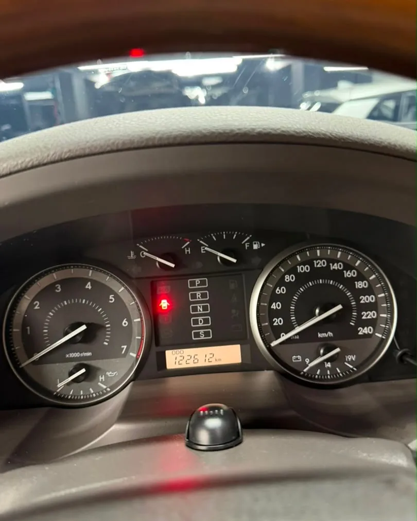 Camioneta Toyota Land Cruiser 200 GXR 2018 en Caracas — foto 6