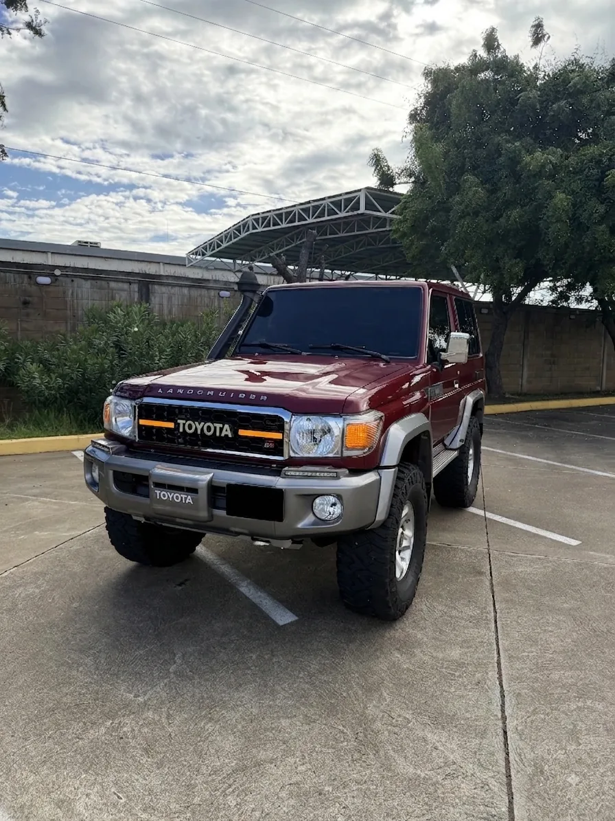Camioneta Toyota Land Cruiser Machito LX 2019 Serie 71 en Ciudad Guayana — foto 6