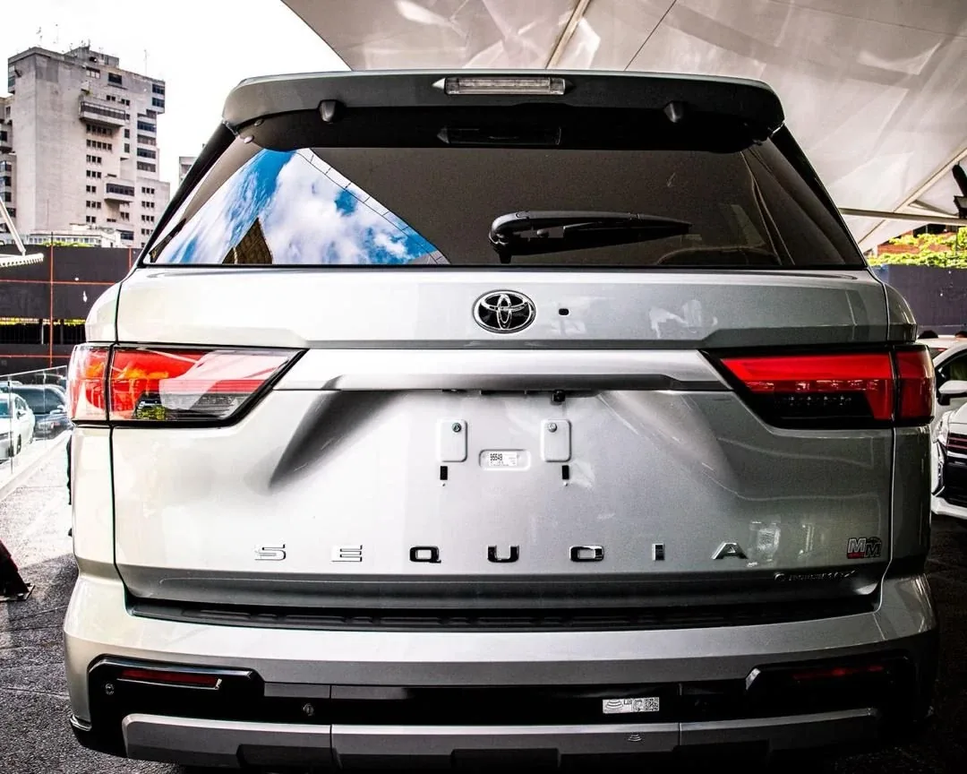 Camioneta Toyota Sequoia 2026 Capstone en Caracas — foto 3