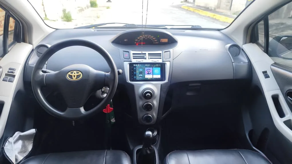 Coupé Toyota Yaris 2007 sport en Guatire — foto 7