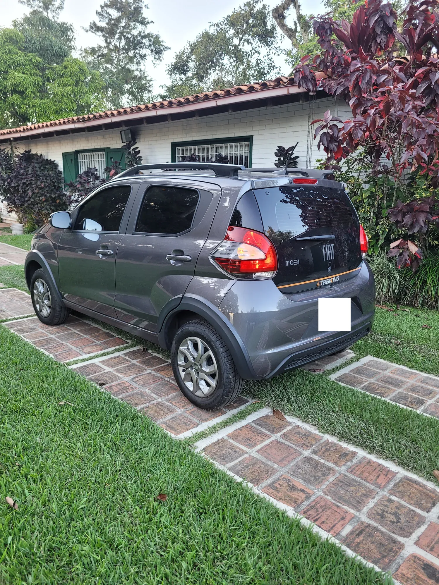 Hatchback Fiat Mobi 2024 en Caracas — foto 2