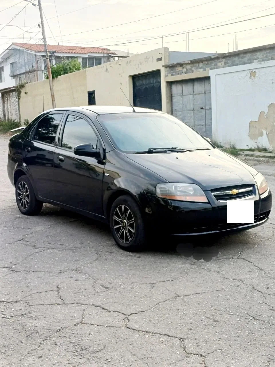 Sedán Chevrolet Aveo 2009 en Barquisimeto — foto 2