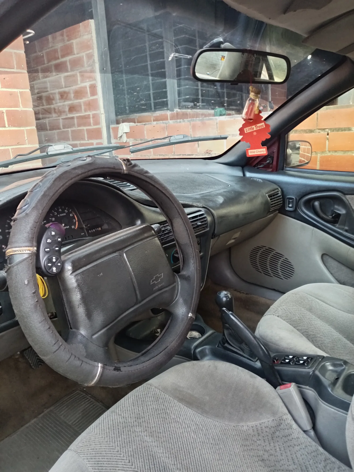 Sedán Chevrolet Cavalier 1995 LT en Guarenas — foto 7