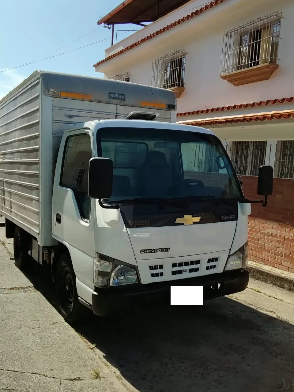 Camión Chevrolet NHR 2011 en Caracas — foto 2