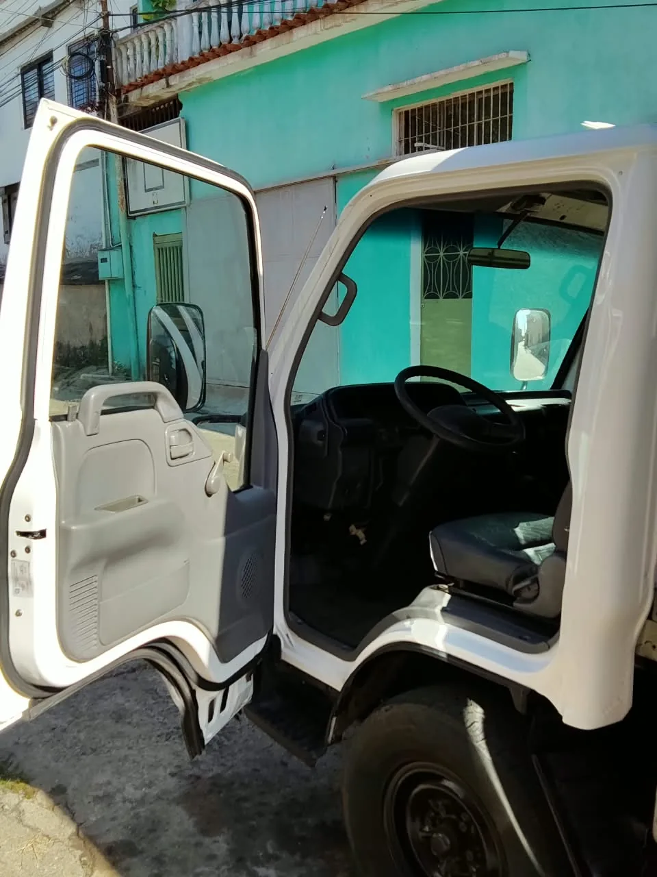 Camión Chevrolet NHR 2011 en Caracas — foto 8