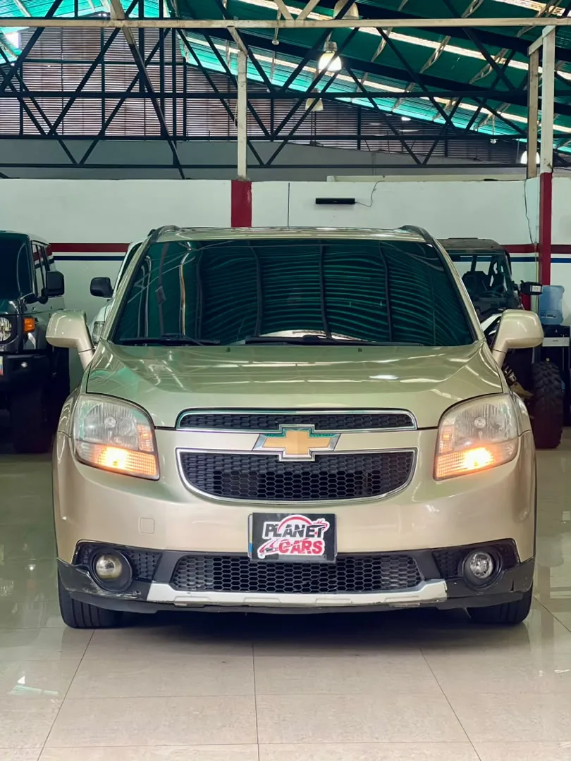 Coupé Chevrolet Orlando 2012 en Caracas — foto 3