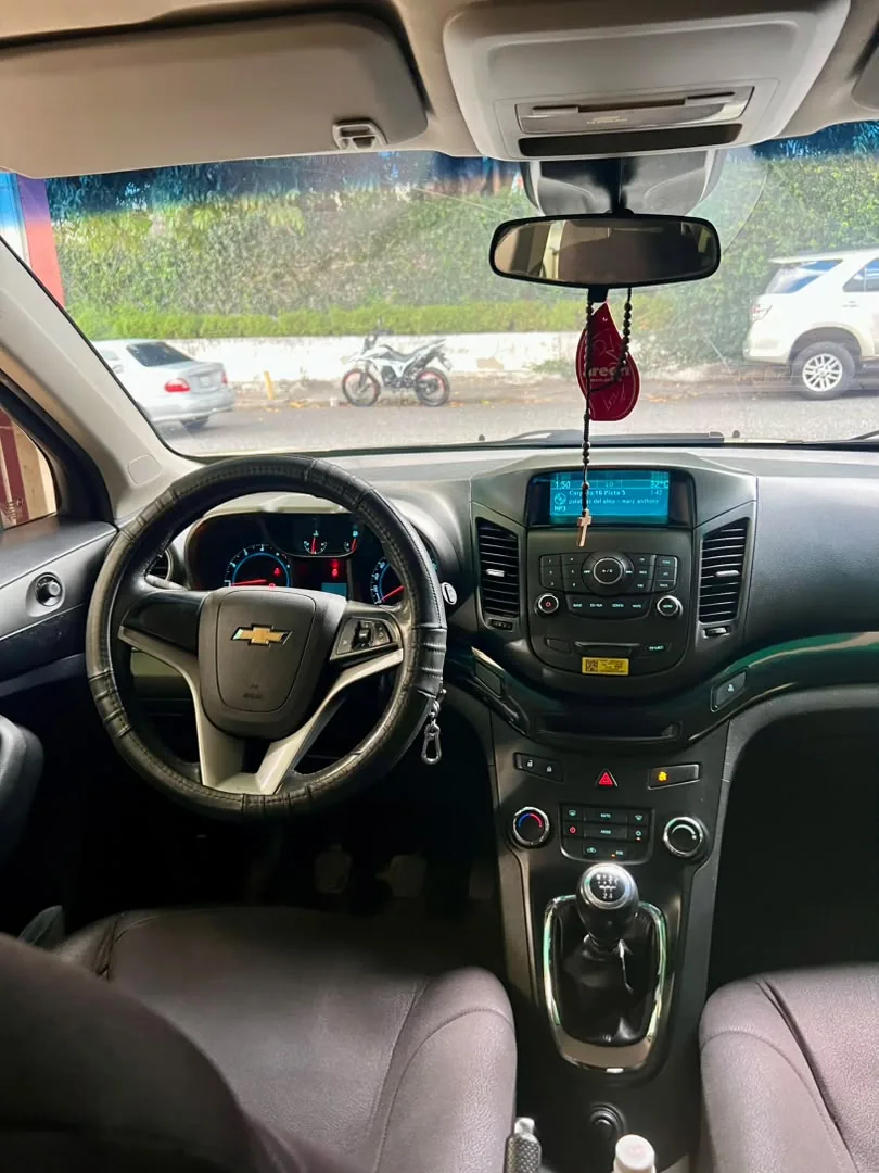 Coupé Chevrolet Orlando 2012 en Caracas — foto 5