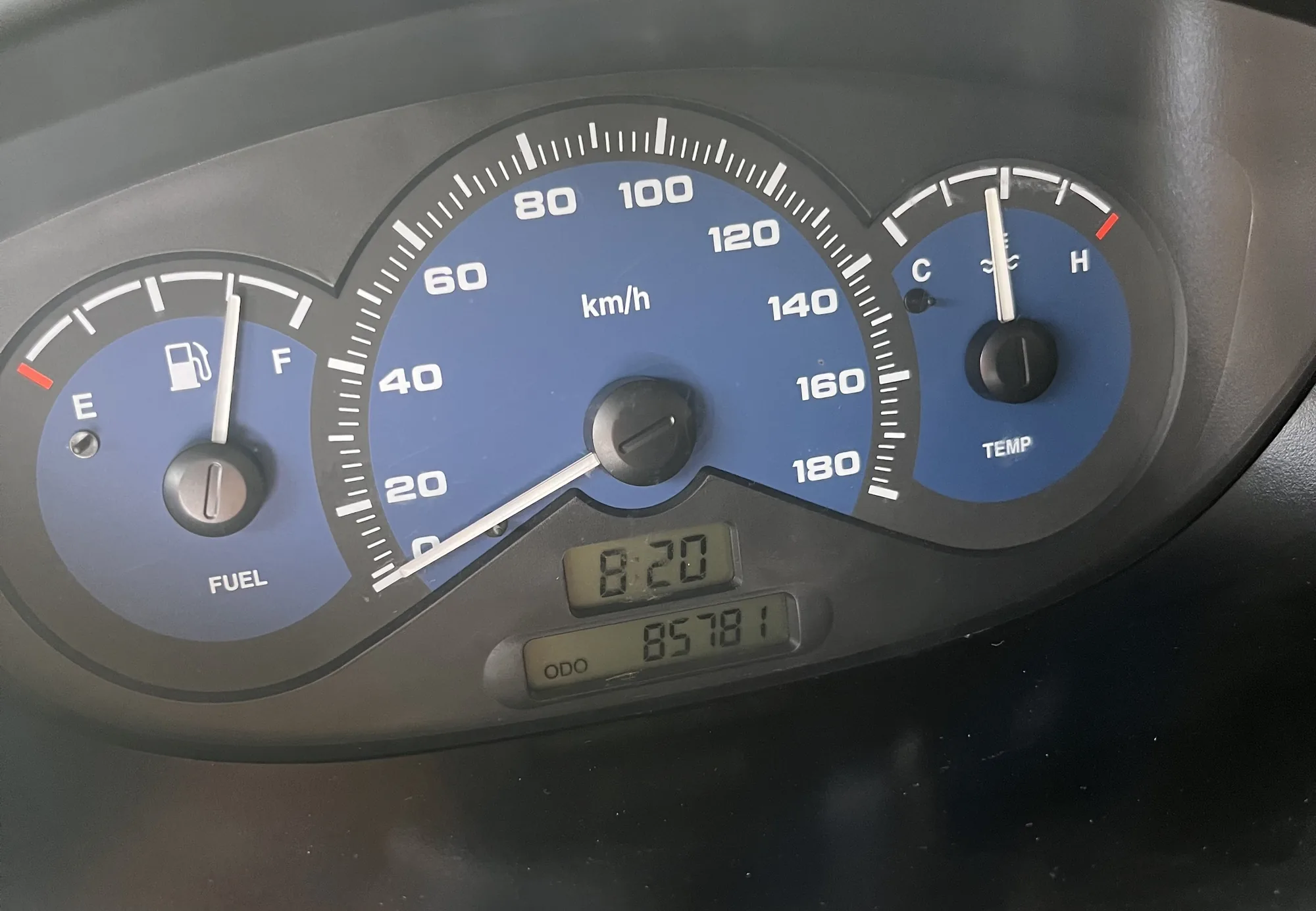 Sedán Chevrolet Spark 2009 L en Caracas — foto 3