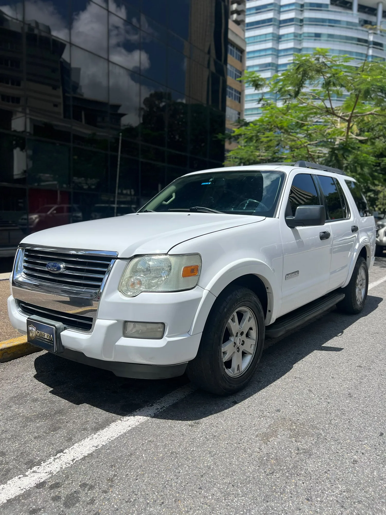 Camioneta Ford Explorer 2011 en Caracas — foto 3
