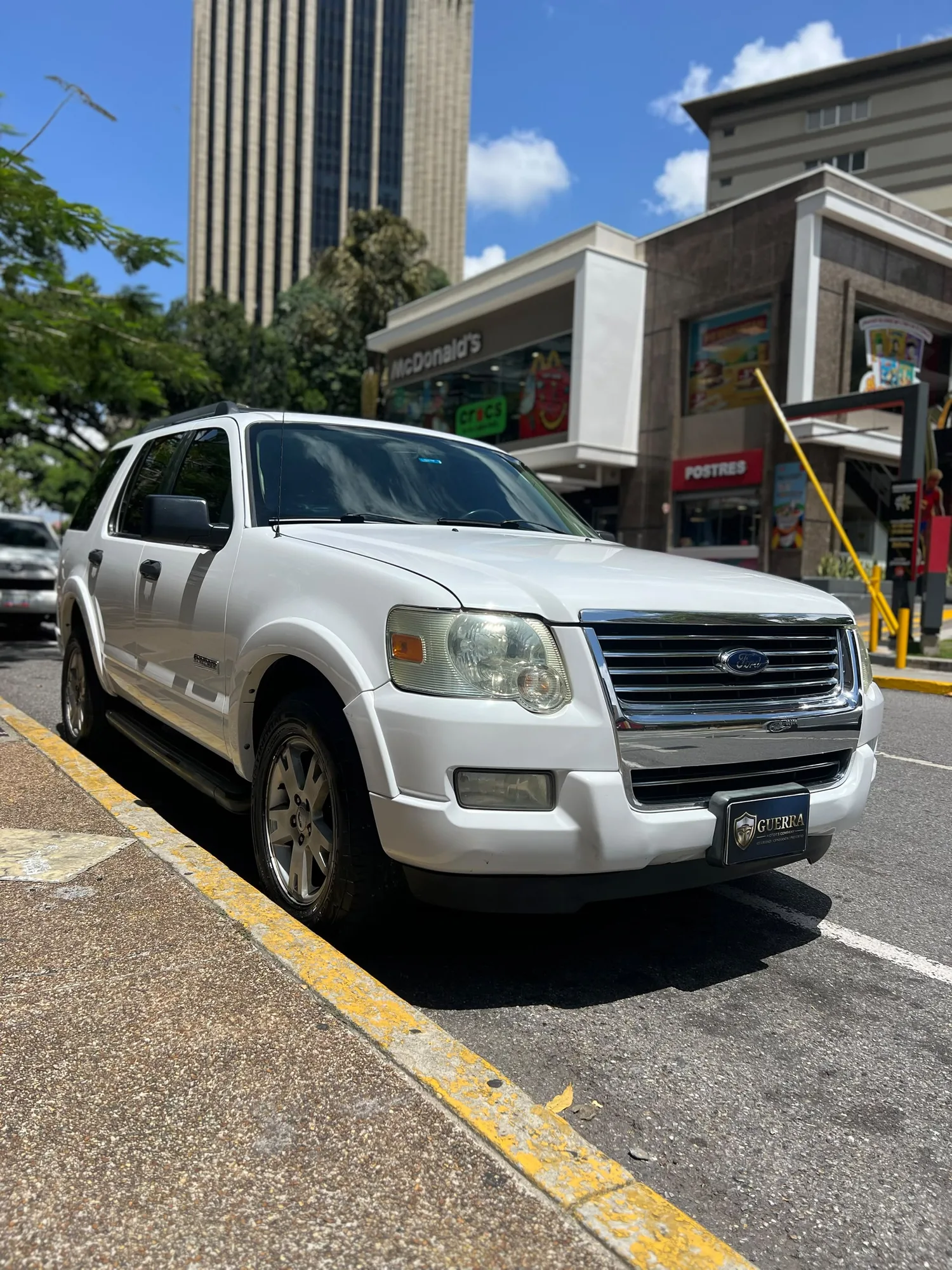Camioneta Ford Explorer 2011 en Caracas — foto 4