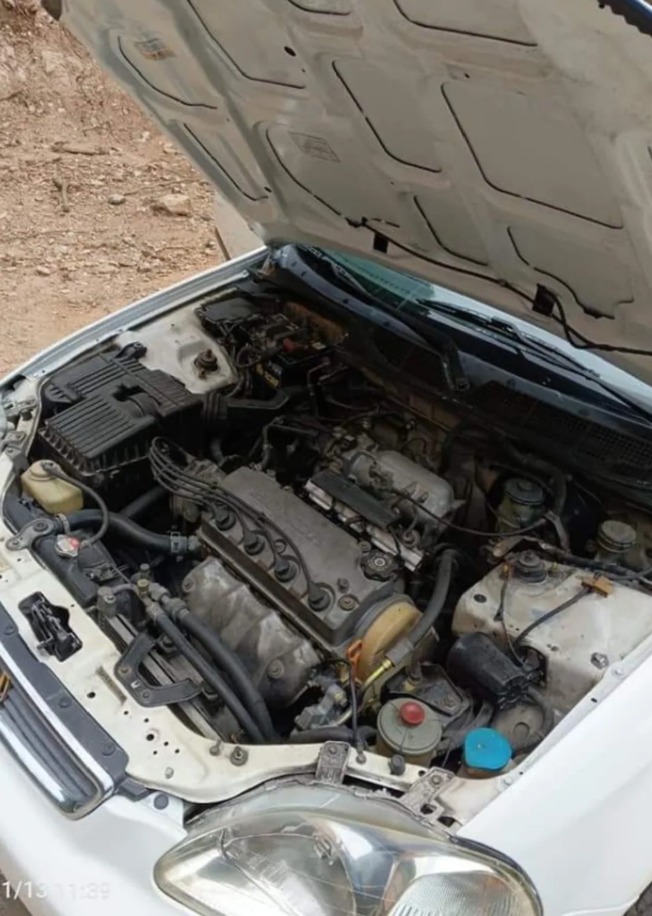 Sedán Honda Civic 1998 en Caracas — foto 8