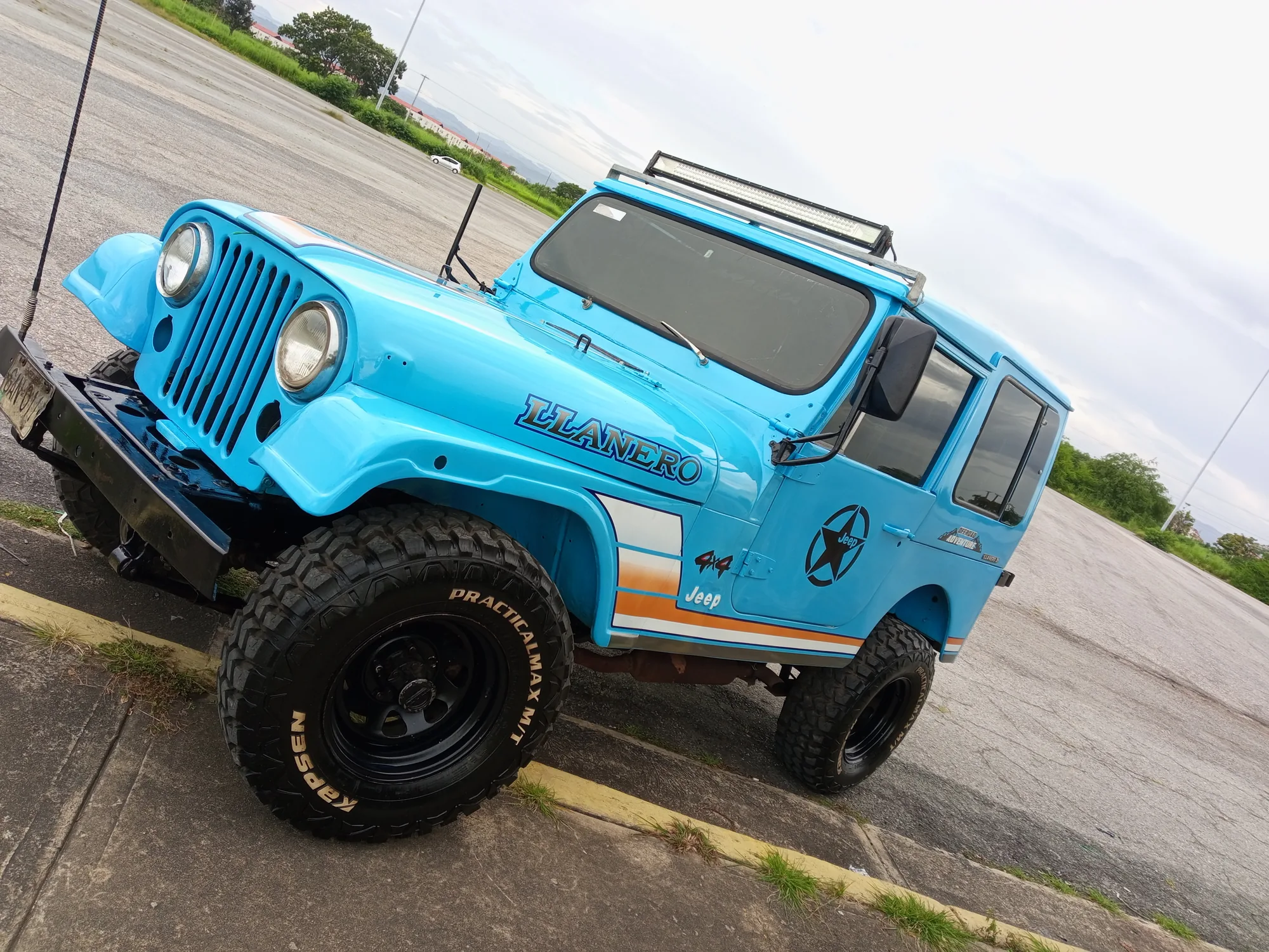 SUV Jeep CJ-7 1990 Techo duro en Valencia — foto 2