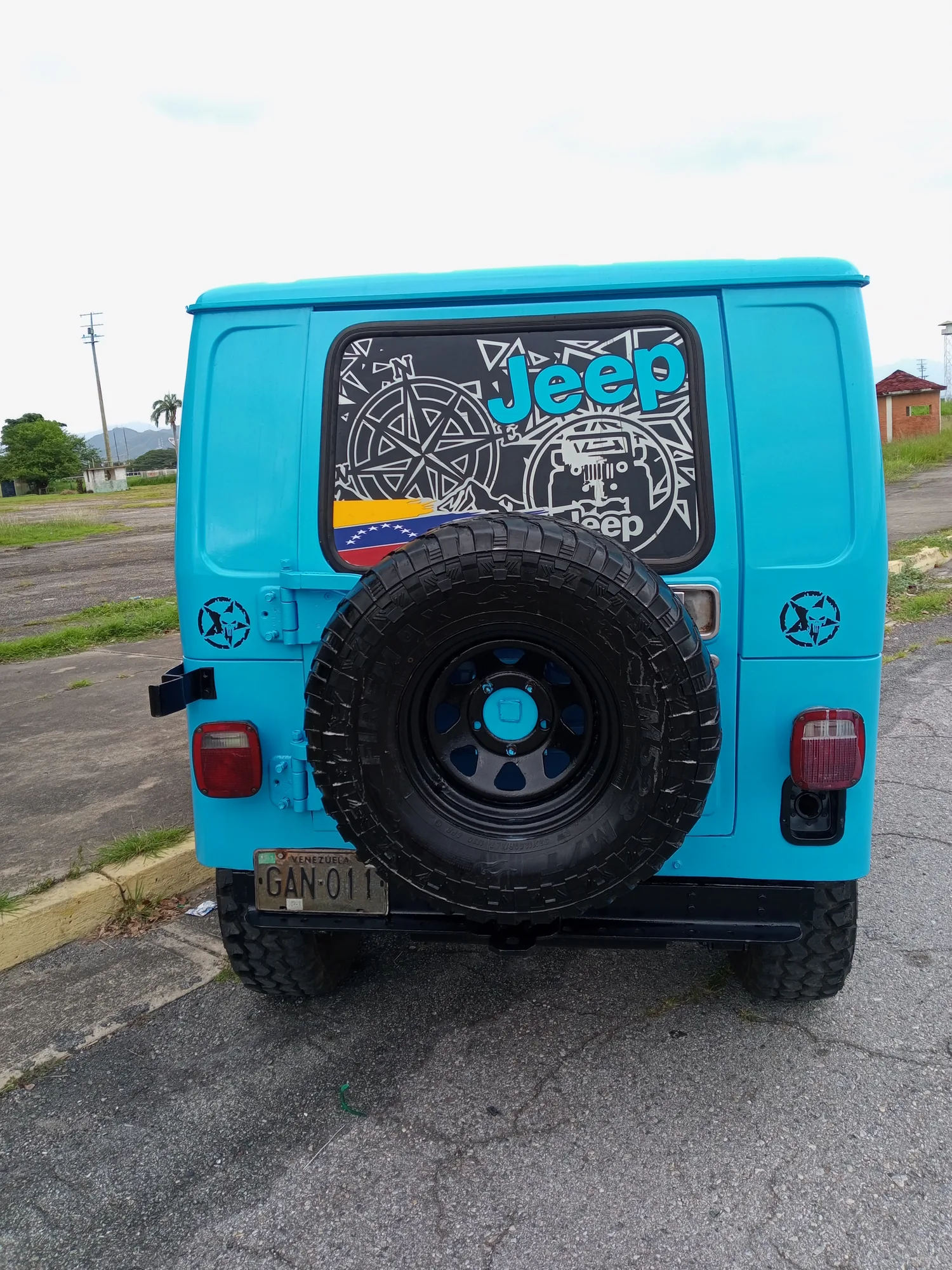 SUV Jeep CJ-7 1990 Techo duro en Valencia — foto 5