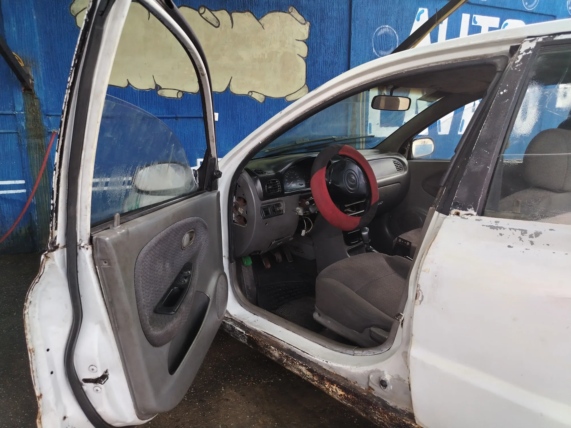 Sedán Kia Rio 2002 Rio en Distrito Morichal — foto 5