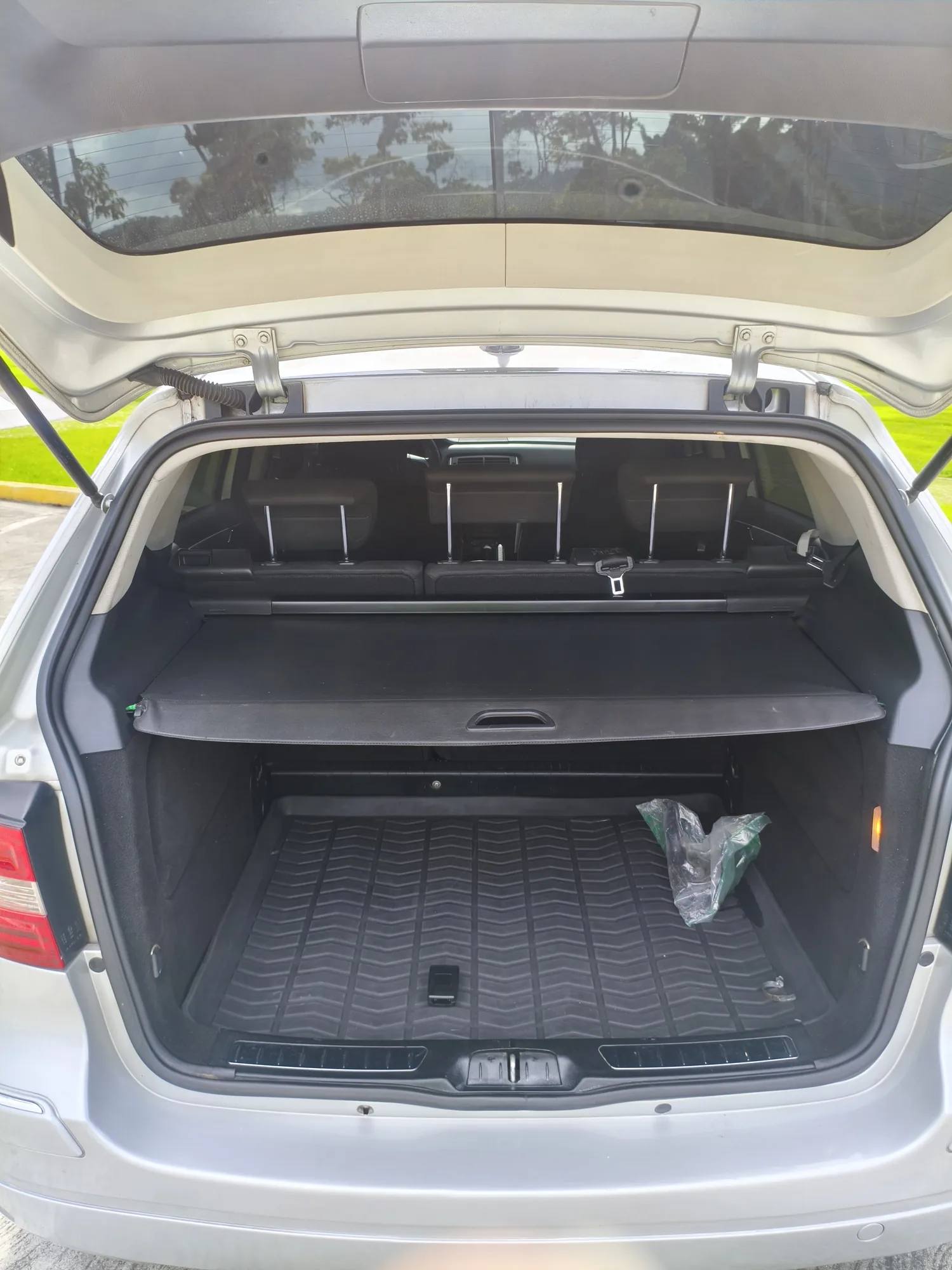 Sedán Mercedes-Benz Clase B 2006 B200 en Caracas — foto 14