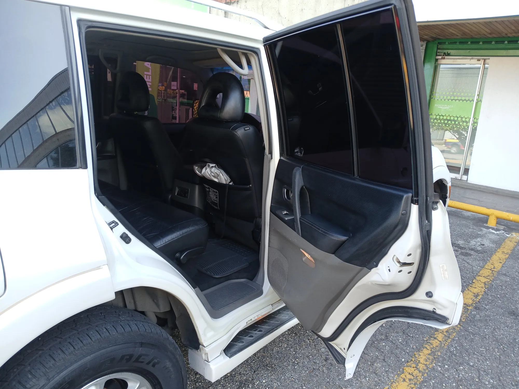 Camioneta Mitsubishi Montero 2005 Limited edición especial 3.8 litros japon en El Márquez — foto 17