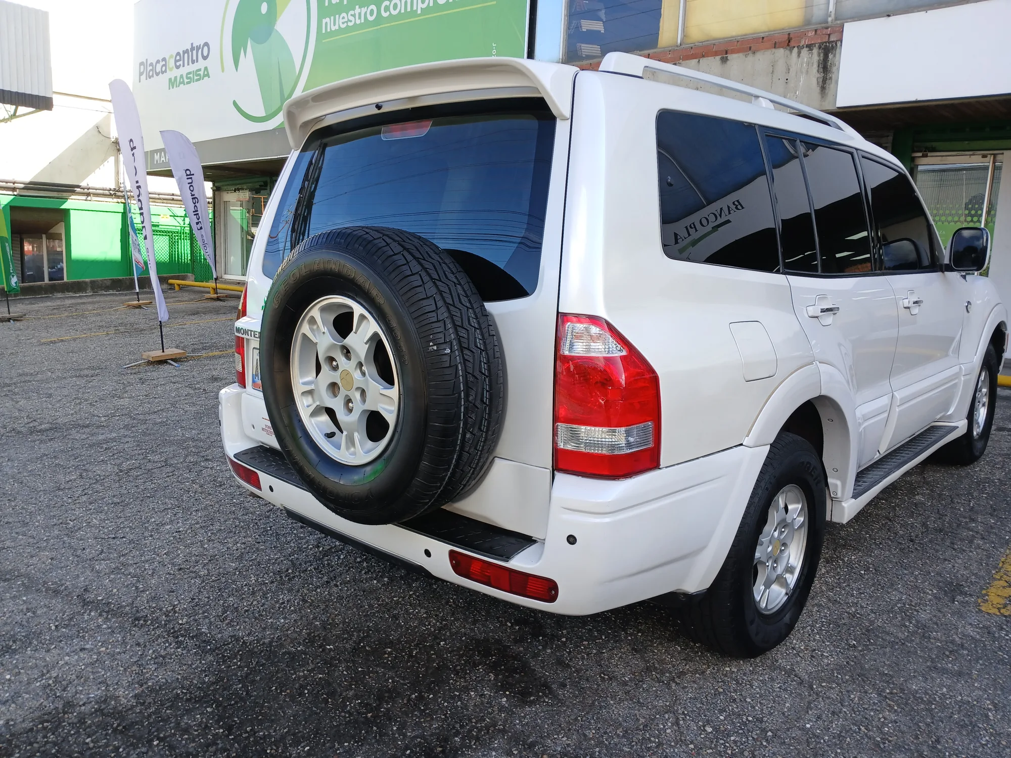 Camioneta Mitsubishi Montero 2005 Limited edición especial 3.8 litros japon en El Márquez — foto 5