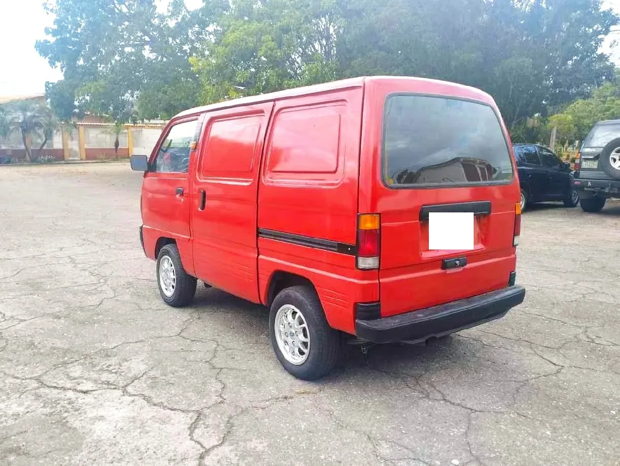 MiniVan Suzuki Carry 1997 Furgón en Barquisimeto — foto 2