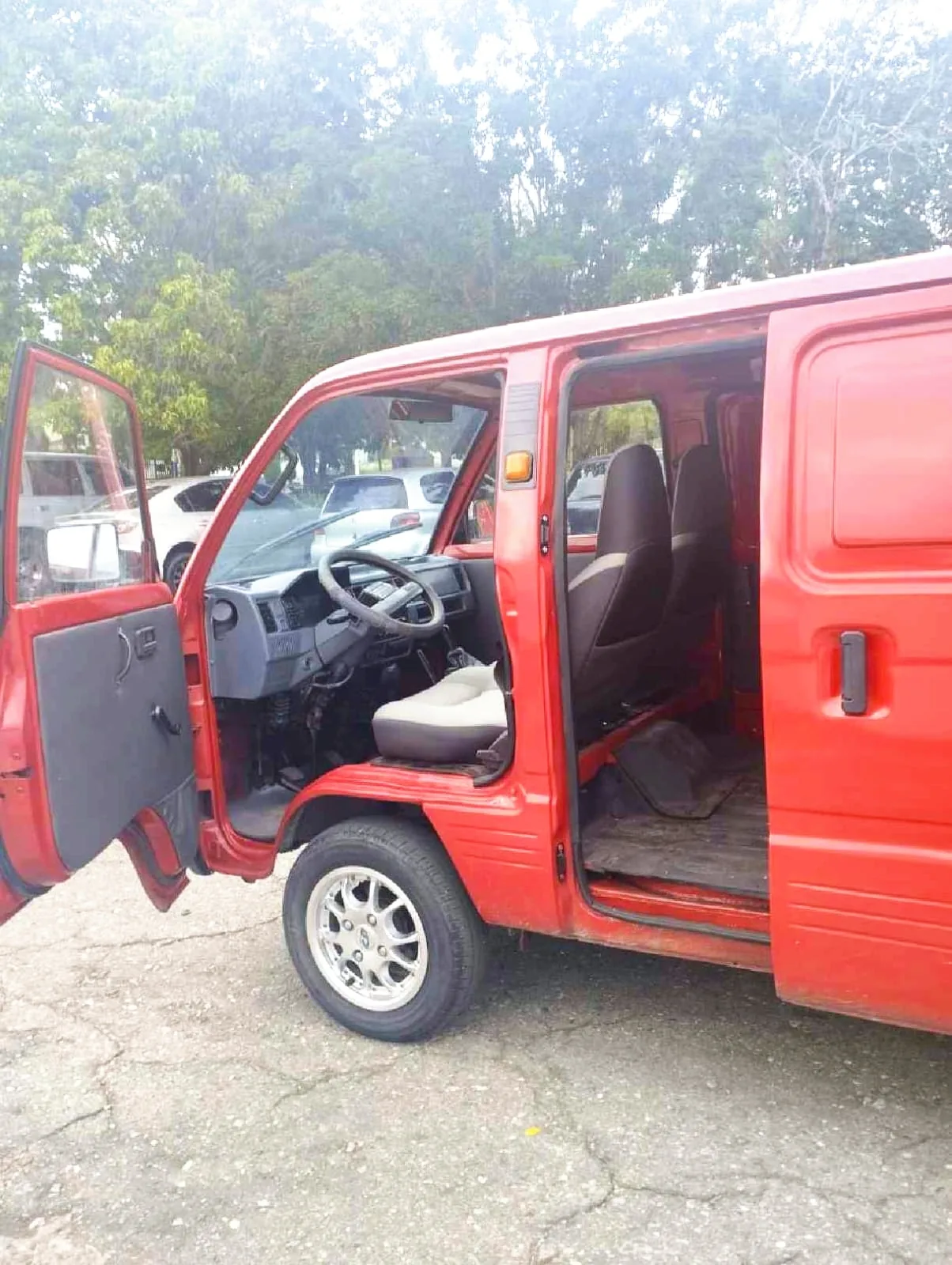 MiniVan Suzuki Carry 1997 Furgón en Barquisimeto — foto 7