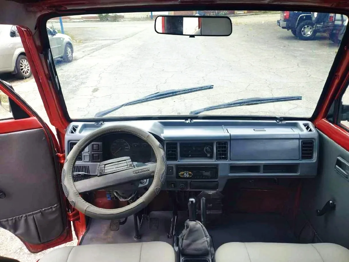 MiniVan Suzuki Carry 1997 Furgón en Barquisimeto — foto 8