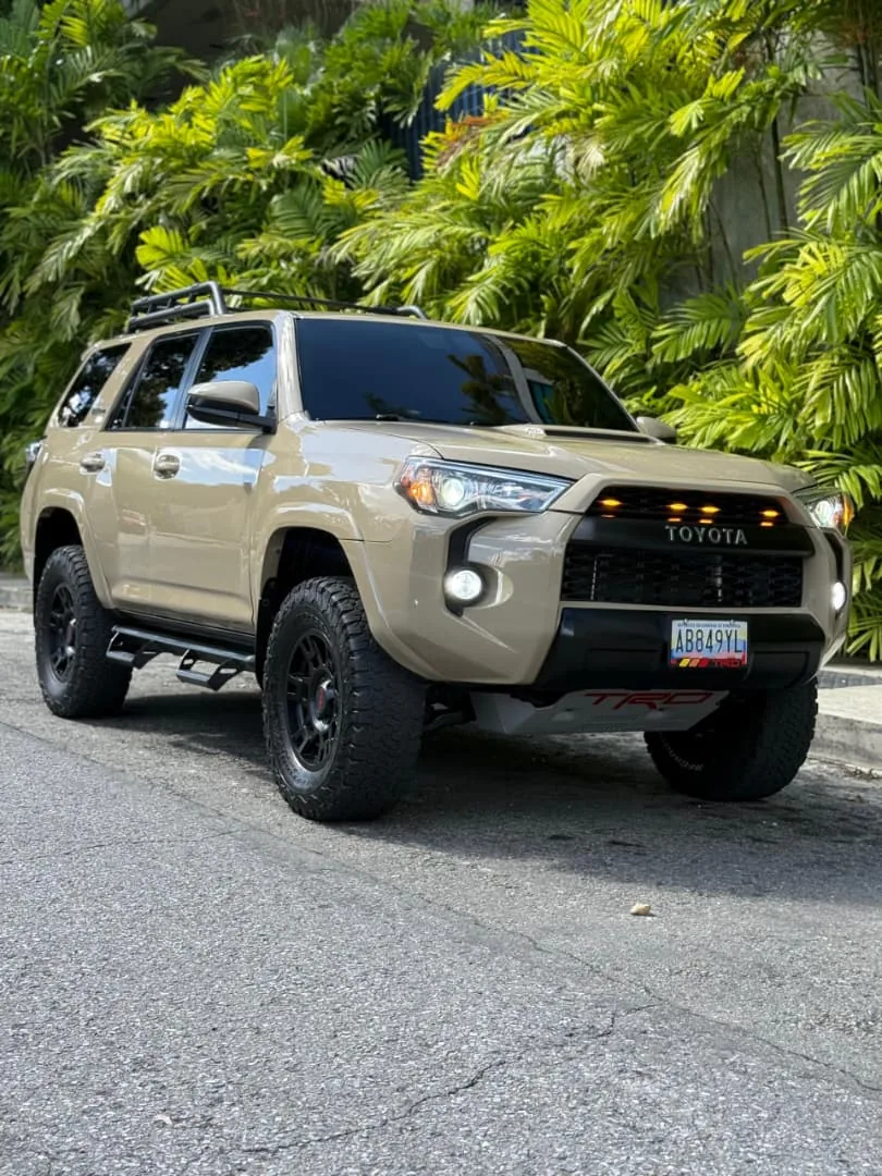 Camioneta Toyota 4Runner TRD PRO 2016 en Libertador — foto 12