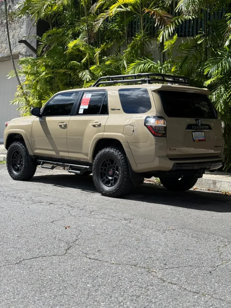 Camioneta Toyota 4Runner TRD PRO 2016 en Libertador — foto 3