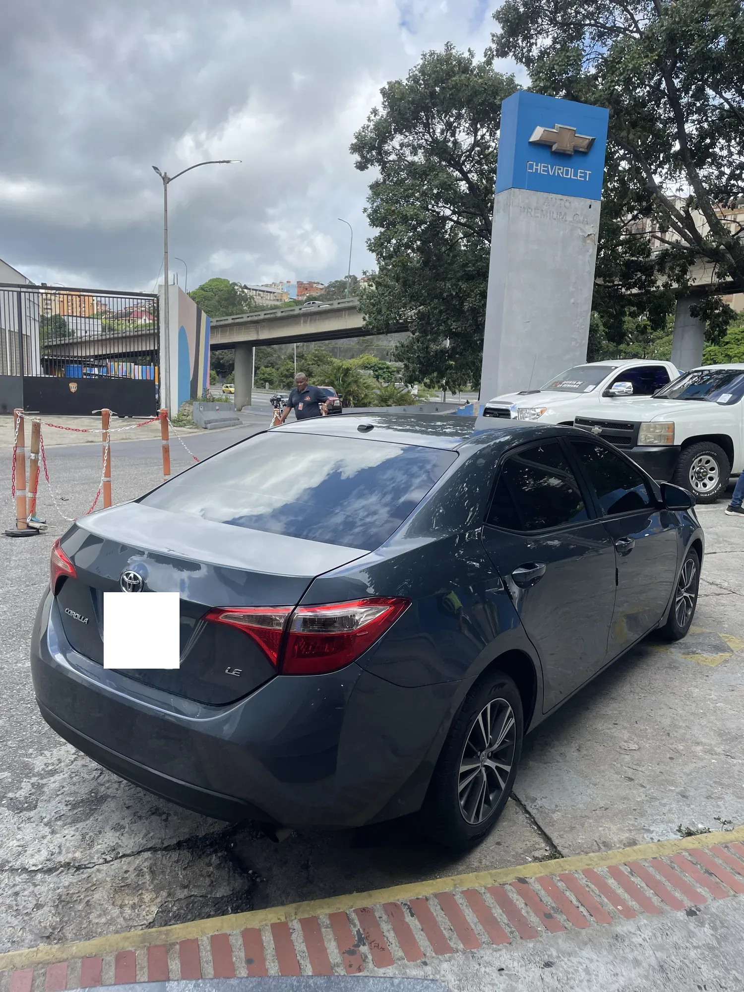 Sedán Toyota Corolla SE 2017 SE en Caracas — foto 3