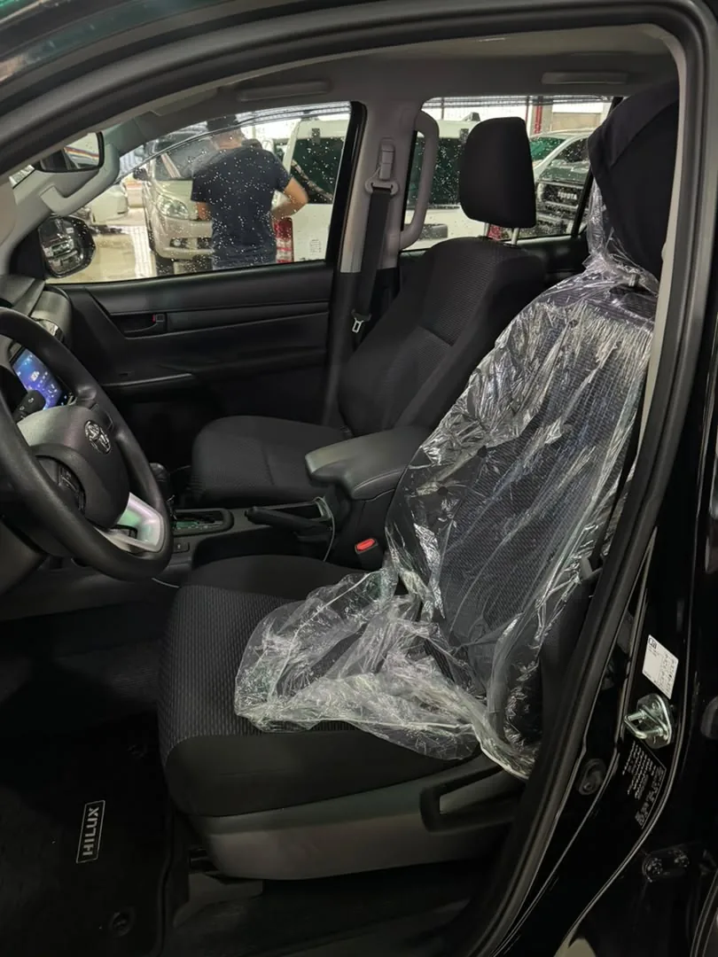 Camioneta Toyota Hilux 2026 en Caracas — foto 6