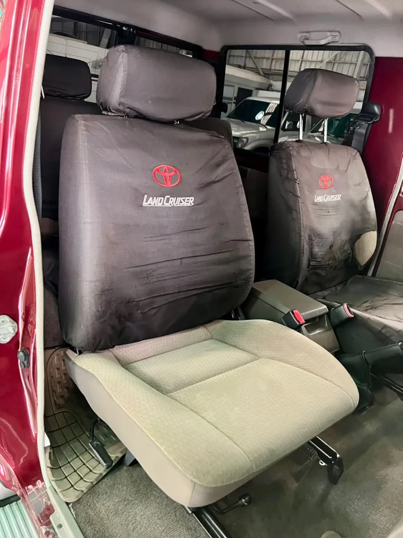 Camioneta Toyota Land Cruiser 2019 SERIE 71 MACHITO LC71 en Caracas — foto 7
