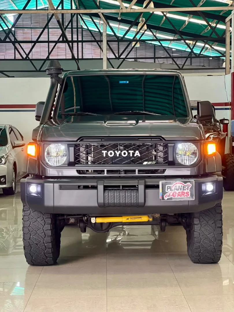 Camioneta Toyota Land Cruiser 2025 en Caracas — foto 3