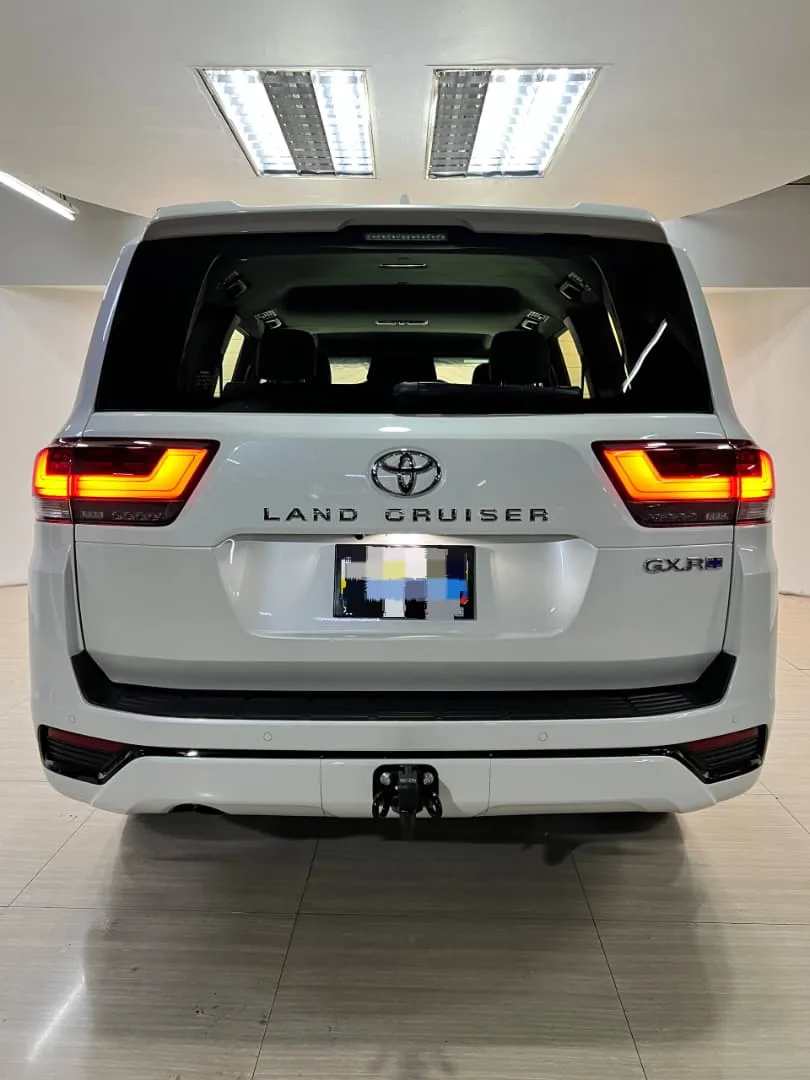 Camioneta Toyota Land cruiser LC300 2025 en Libertador — foto 5