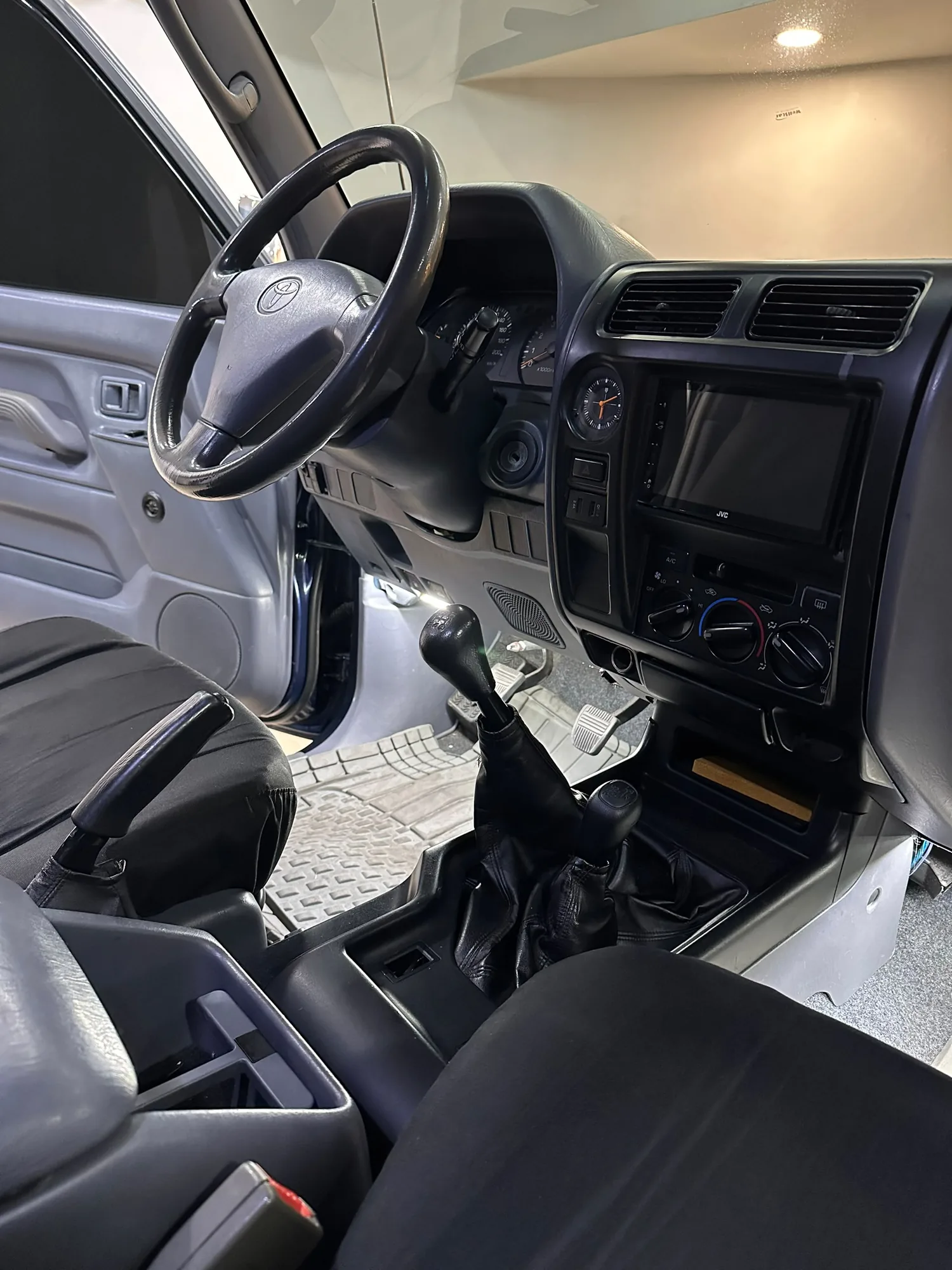 Camioneta Toyota Merú 2008 en Libertador — foto 4
