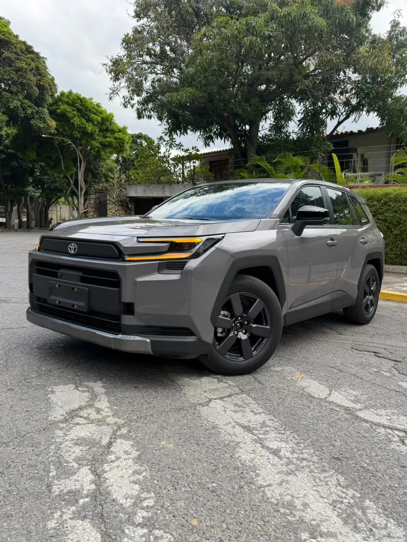Camioneta Toyota RAV4 2026 en Libertador