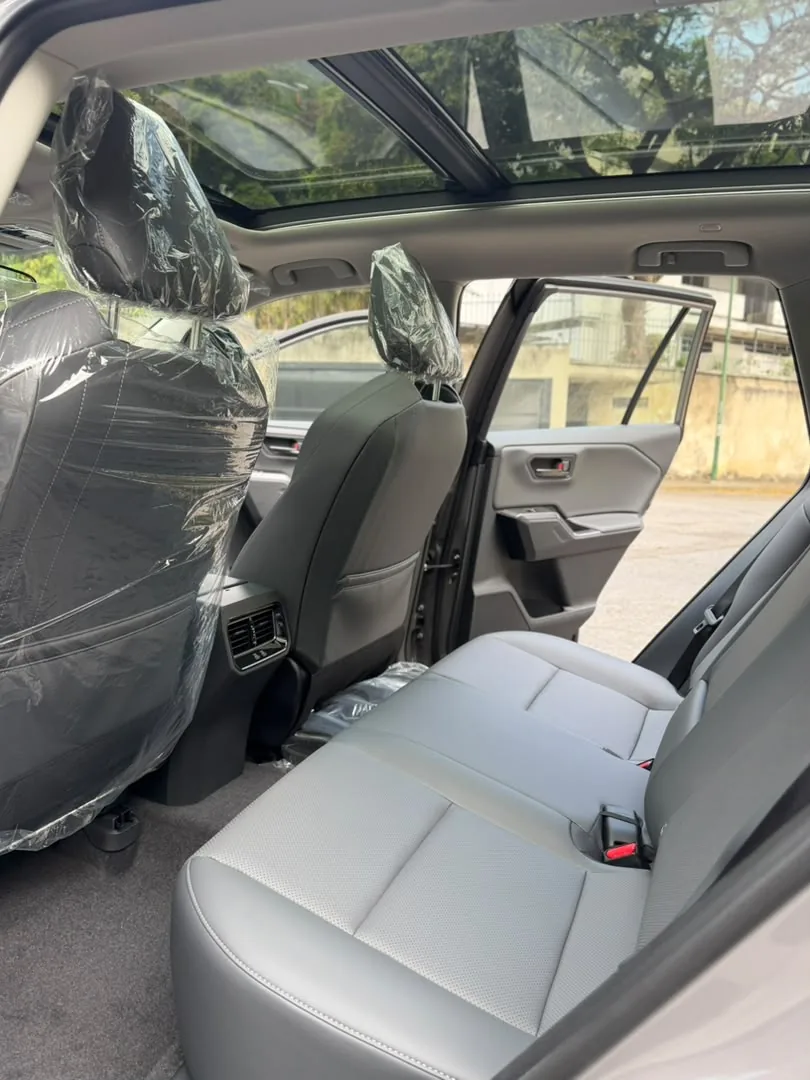 Camioneta Toyota RAV4 2026 en Libertador — foto 12