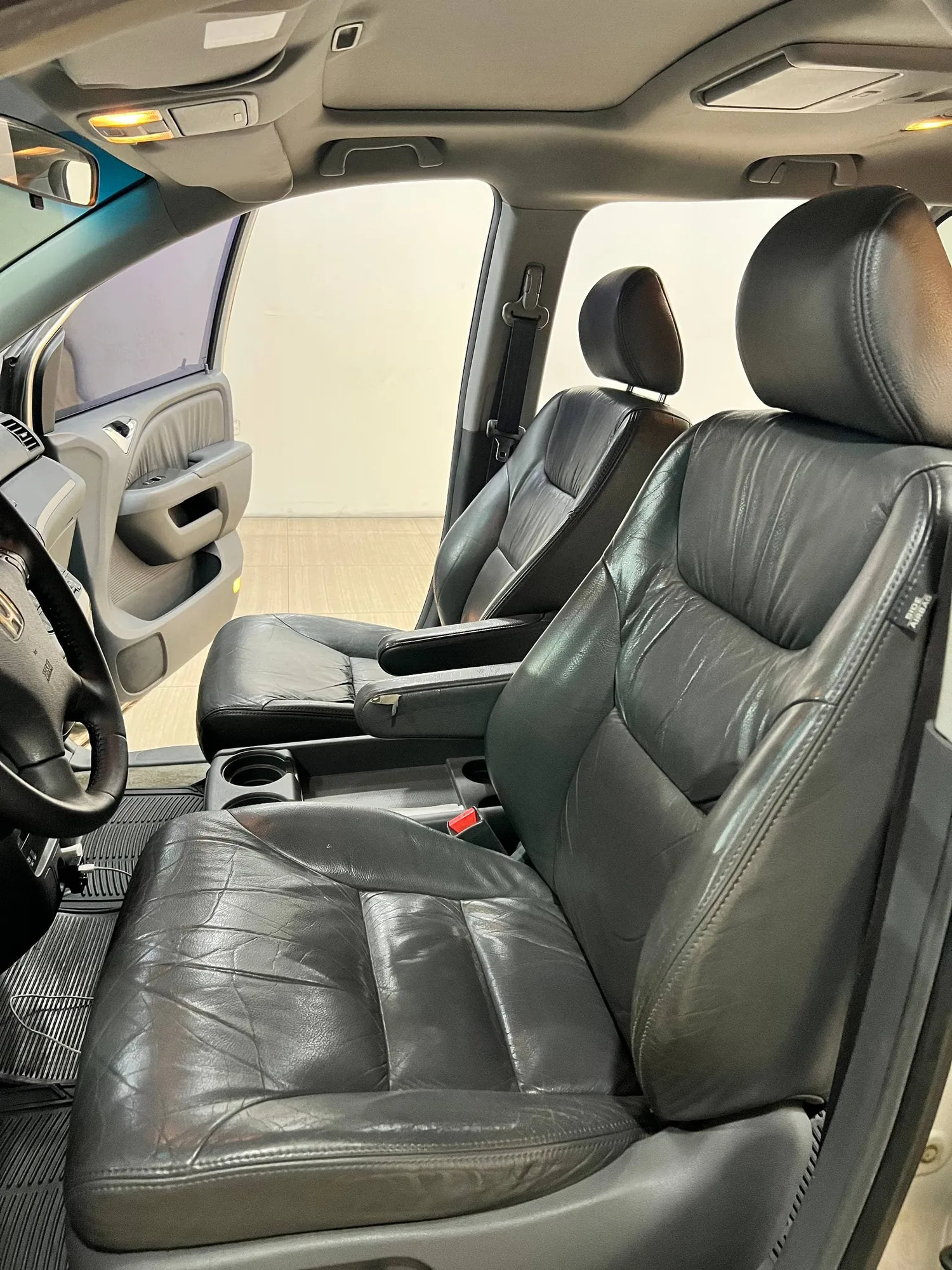 Camioneta Toyota RAV4 2026 en Libertador — foto 17