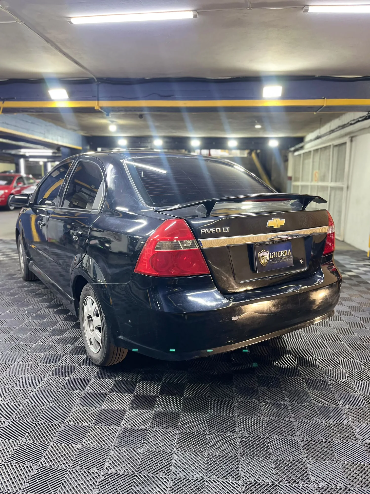 Sedán Chevrolet Aveo LT 2012 en Caracas — foto 5