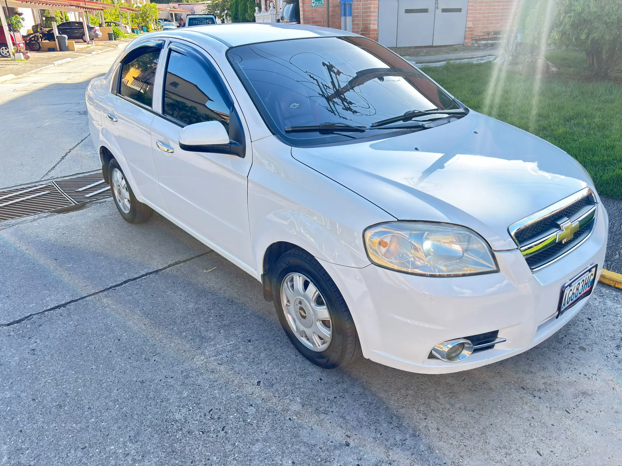 Sedán Chevrolet Aveo LT 2013 LT en Guatire — foto 6
