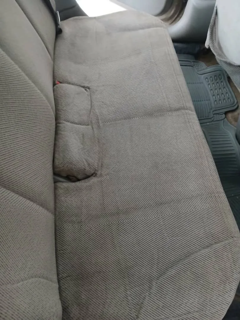 Sedán Chevrolet Cavalier 2000 en Maracay — foto 4