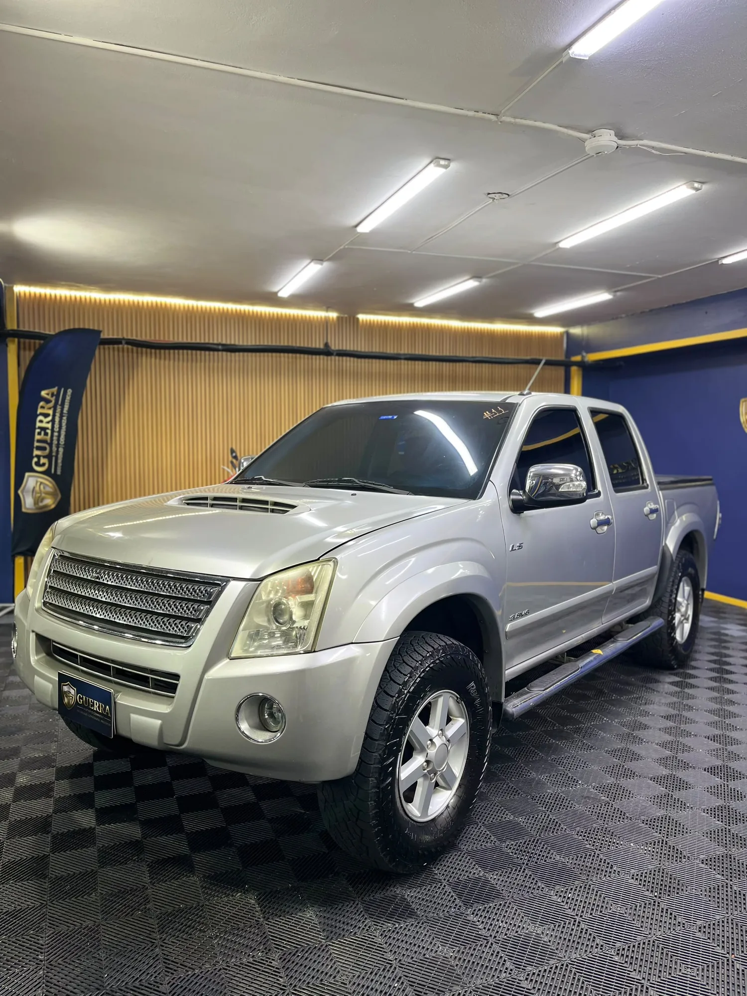 Pickup Chevrolet LUV D-MAX 2010 LS 3.5 V6 en Caracas — foto 2