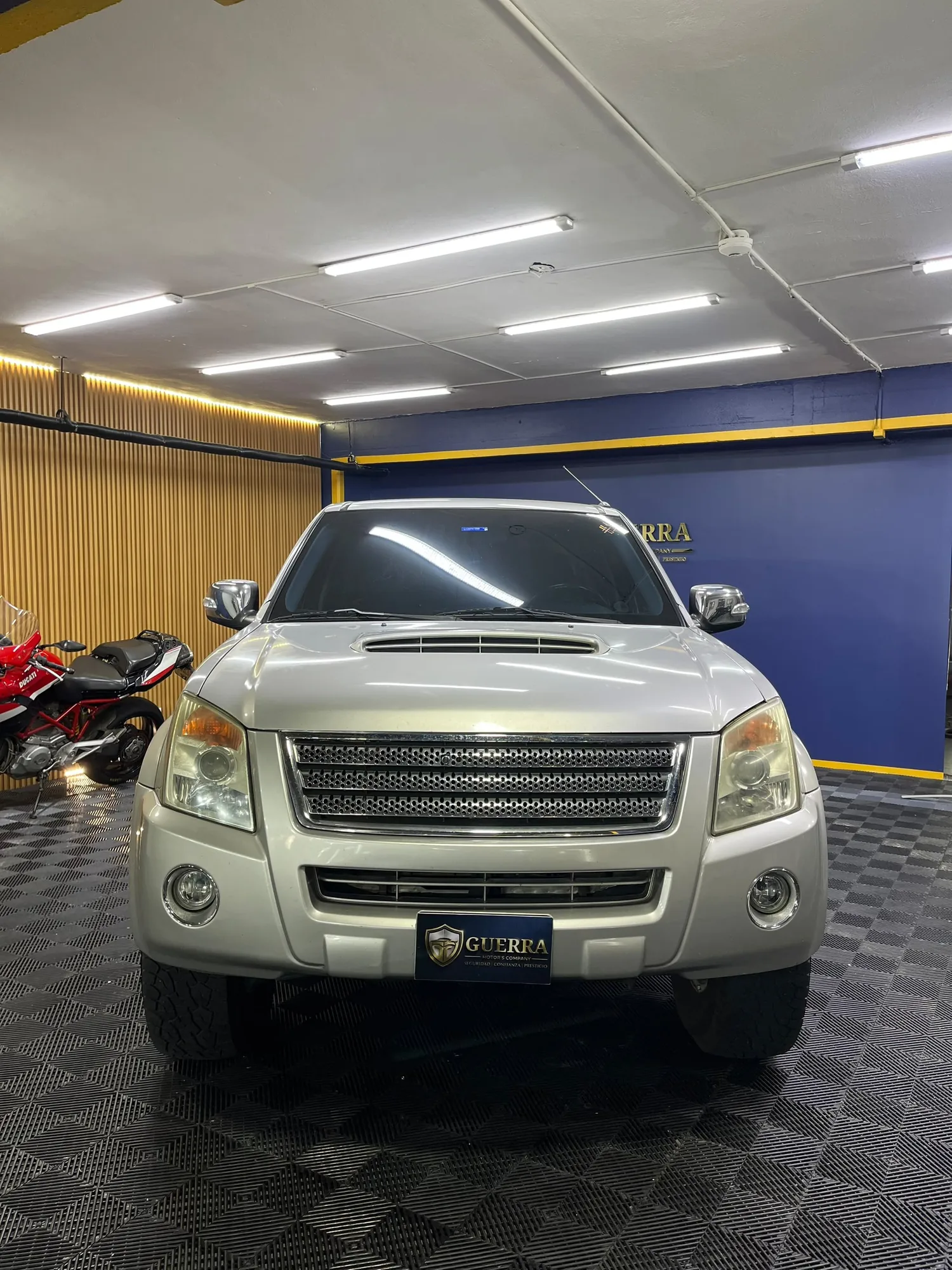 Pickup Chevrolet LUV D-MAX 2010 LS 3.5 V6 en Caracas — foto 3