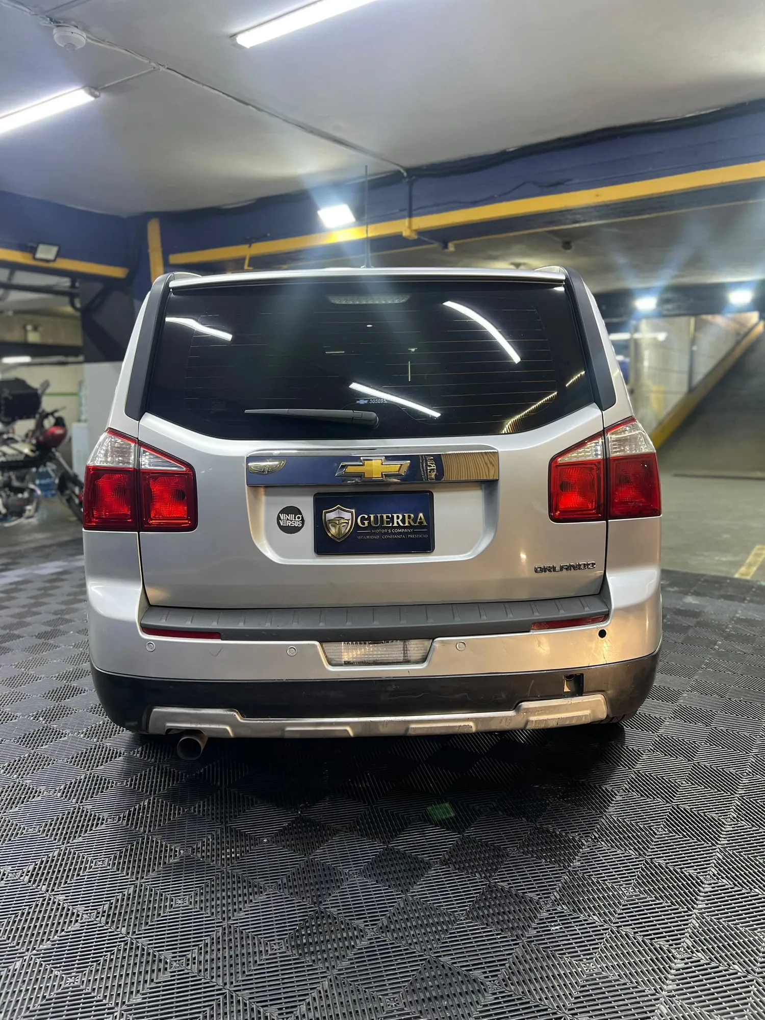 MiniVan Chevrolet Orlando 2014 en Caracas — foto 4
