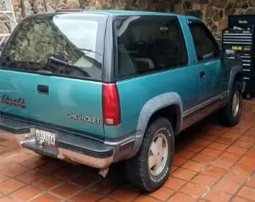 Off-Road Chevrolet Silverado 1993 4x4 en Miranda — foto 4