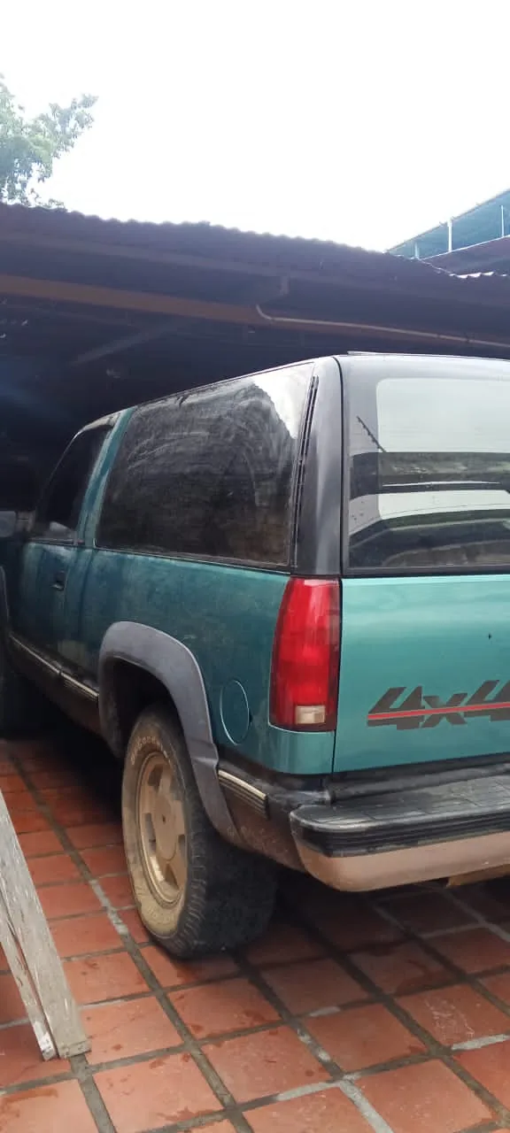 Off-Road Chevrolet Silverado 1993 4x4 en Miranda — foto 5